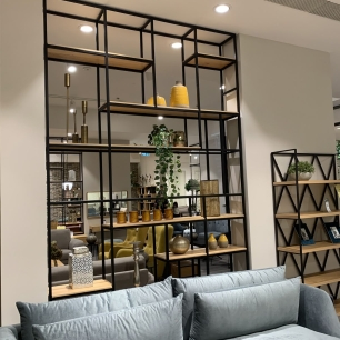 Kệ sắt mỹ thuật