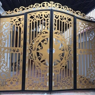 Cổng Sắt Mỹ Thuật 4 Cánh CNC Hoa Văn Vàng