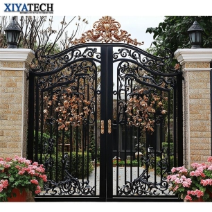 Cổng Sắt Mỹ Thuật Hoa Lá Tây Đen Vàng
