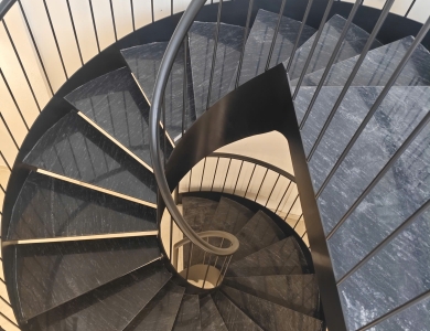 Cầu Thang Xoắn Ốc Bằng Sắt Theo Yêu Cầu